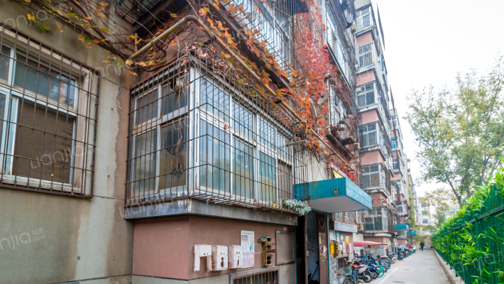 经七路46号院外景图