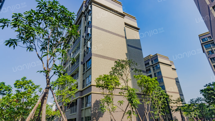 绿地未来城花园外景图