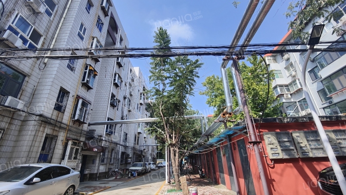 液化气宿舍外景图