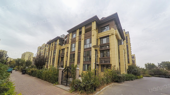 小城之春外景图