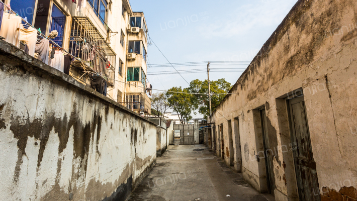 天华学校教师职工楼外景图