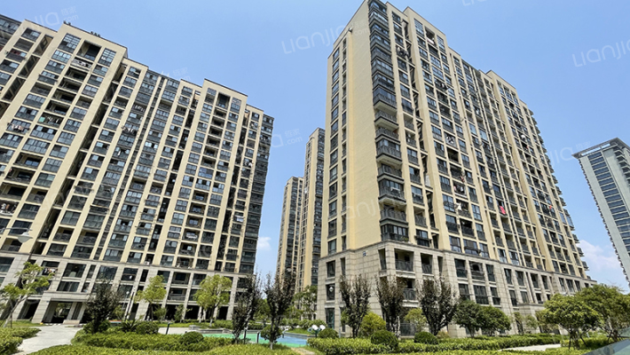 德慧公寓外景图