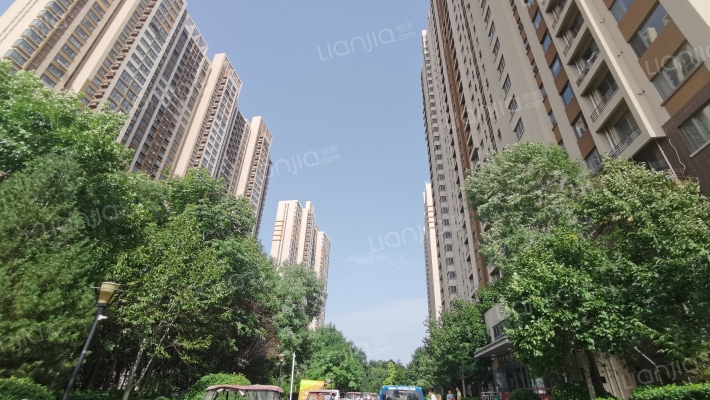 鲁商凤凰城外景图