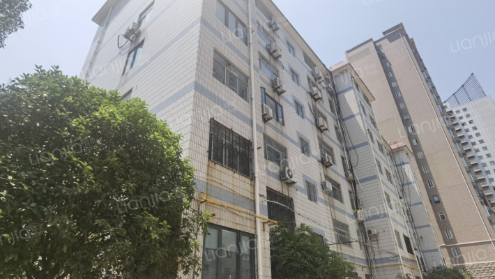 消防总队家属院外景图