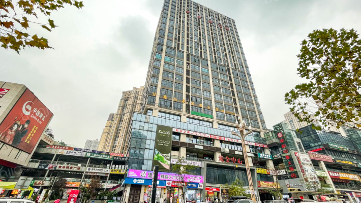 奥园大厦外景图