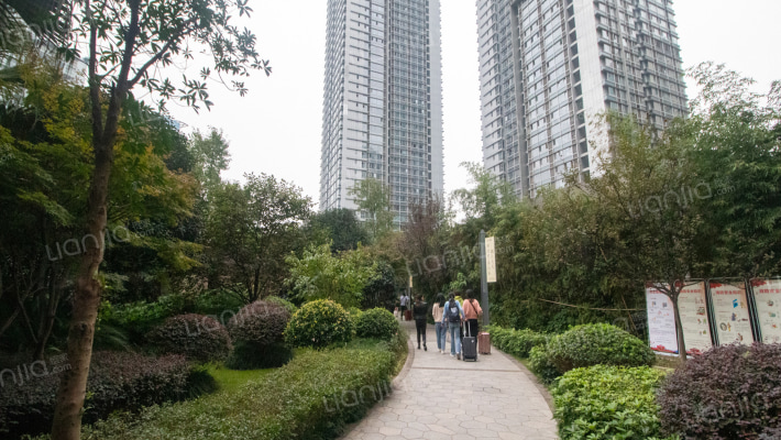 日月光解放碑1号外景图