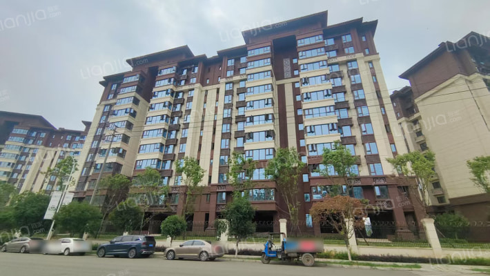 恒大牧云天峰外景图