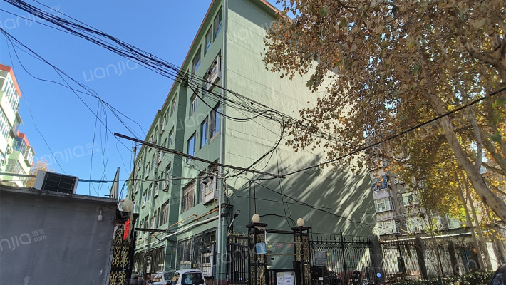 省成套局宿舍外景图