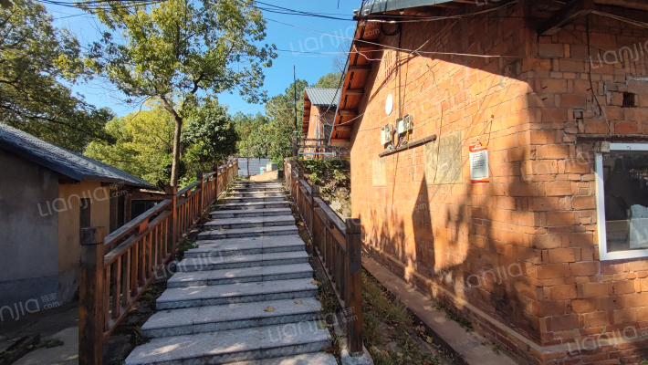 中铁四局五公司生活小区外景图