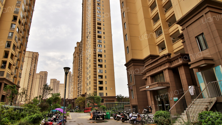 长堎新村11区外景图