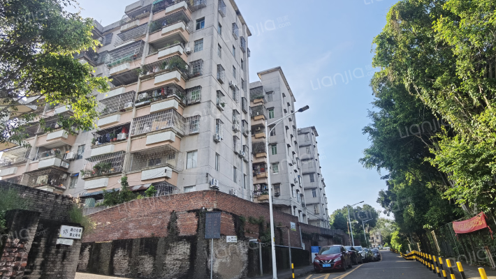 石楼康定大街外景图