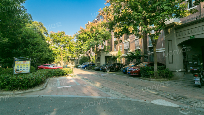 绿地玲珑寓外景图