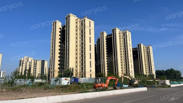 青岛世茂正北云嶺四季外景图