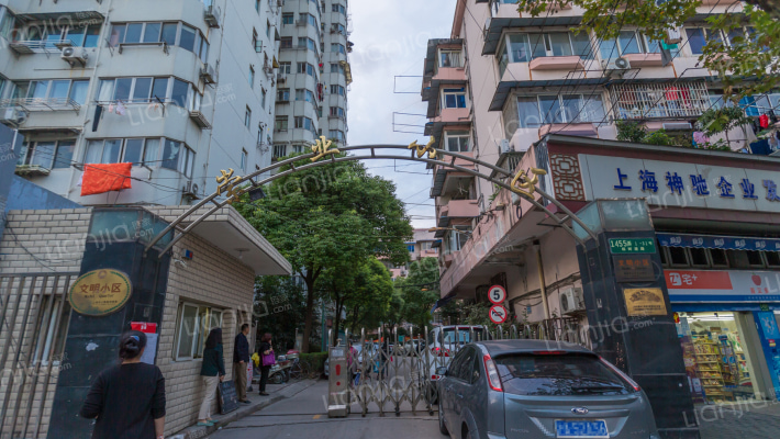 崇业小区外景图