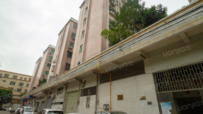 彩虹大厦外景图