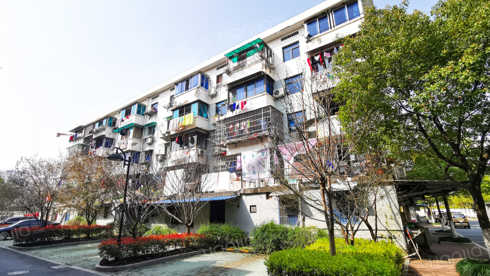 红垦小区外景图