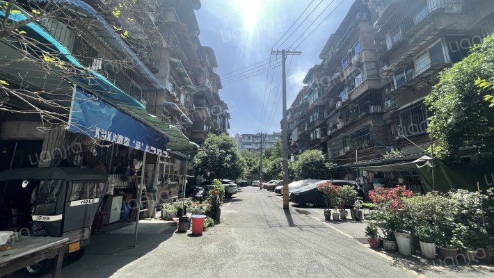 外化成五里墩路119号外景图