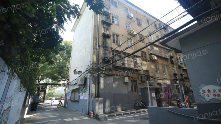 三经路江西制药厂宿舍南区外景图