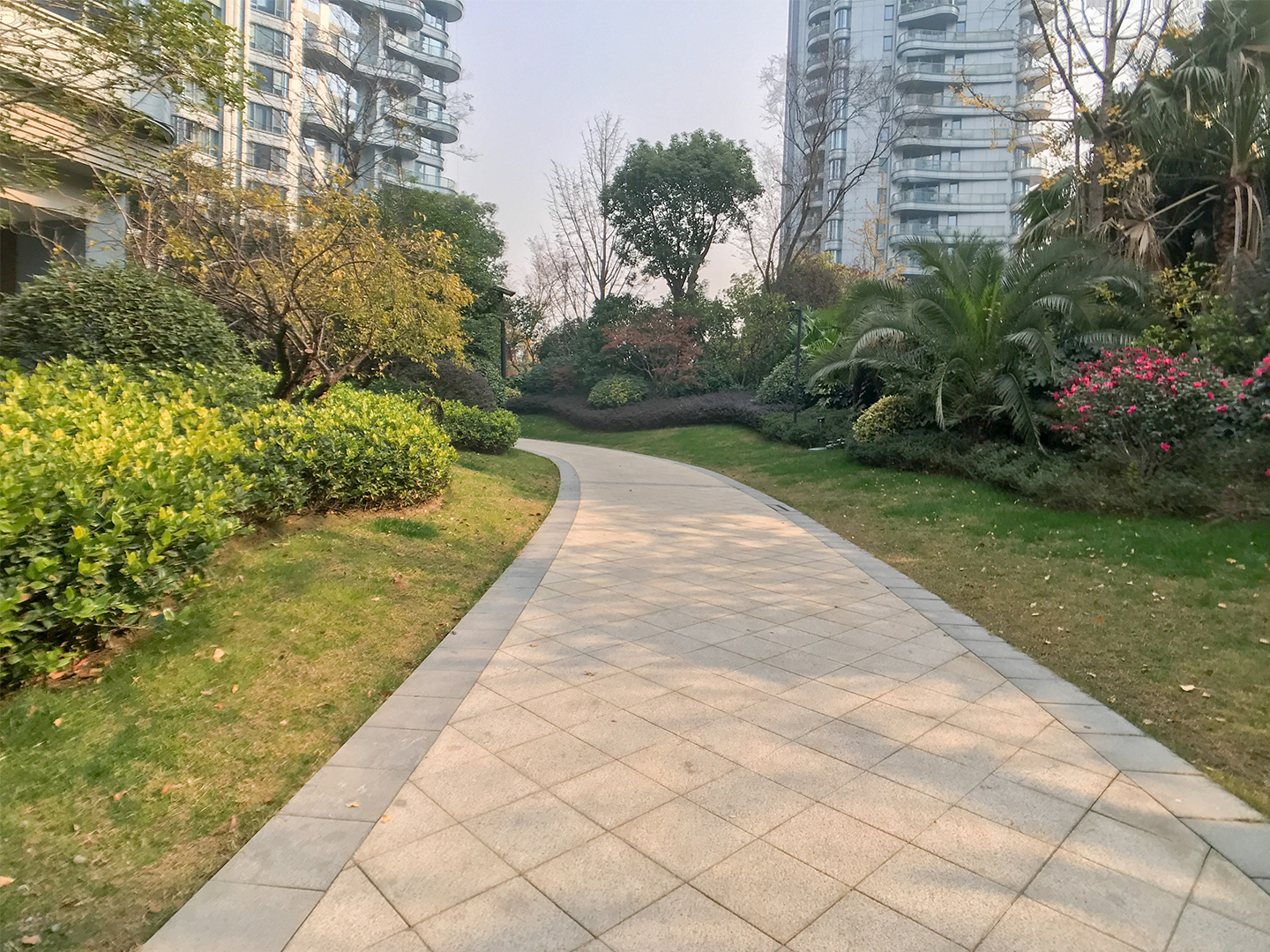 东方御府小区实景 23