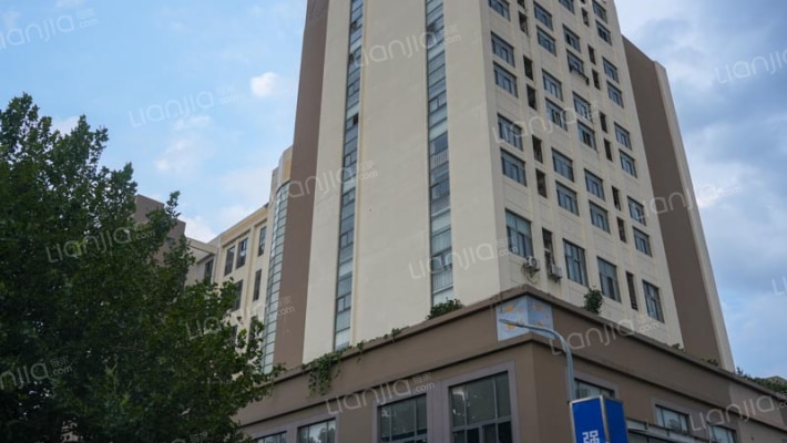 上的亿立商务广场外景图