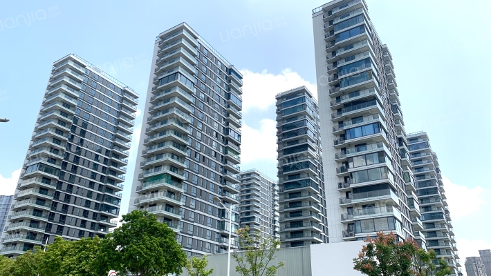 福清融侨望云外景图