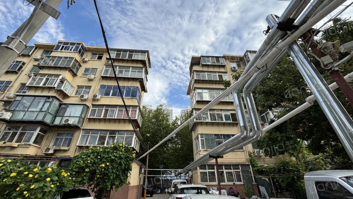 水泵厂宿舍外景图