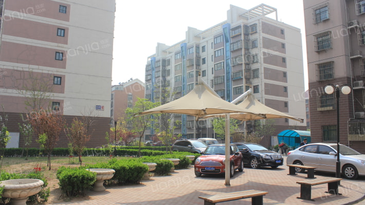 桦林园小区外景图