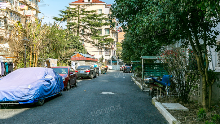 上南九村外景图