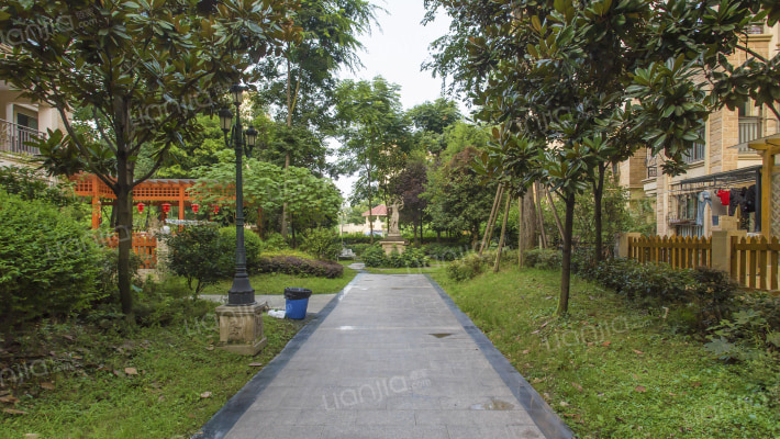 叠香庄园外景图