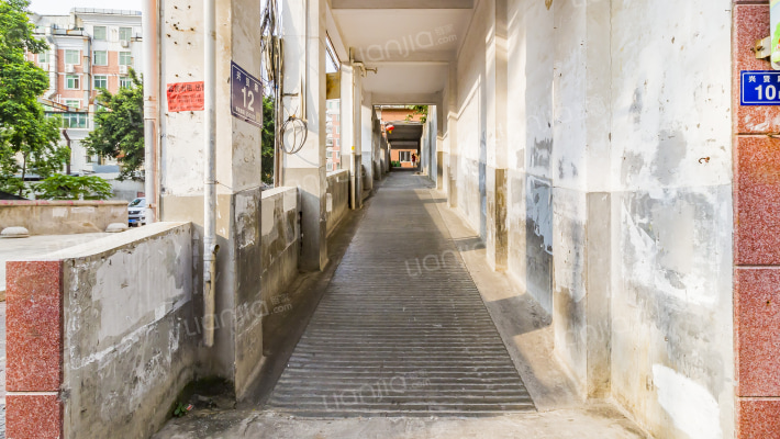 兴贤路12号院外景图