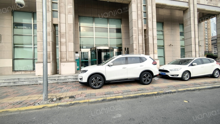 房鉴安东大厦外景图