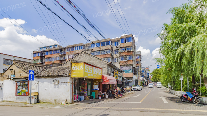 鄞州区邱隘东港路外景图