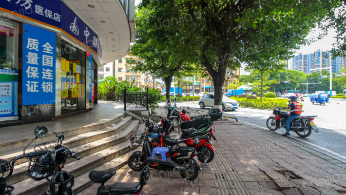 生隆大厦外景图