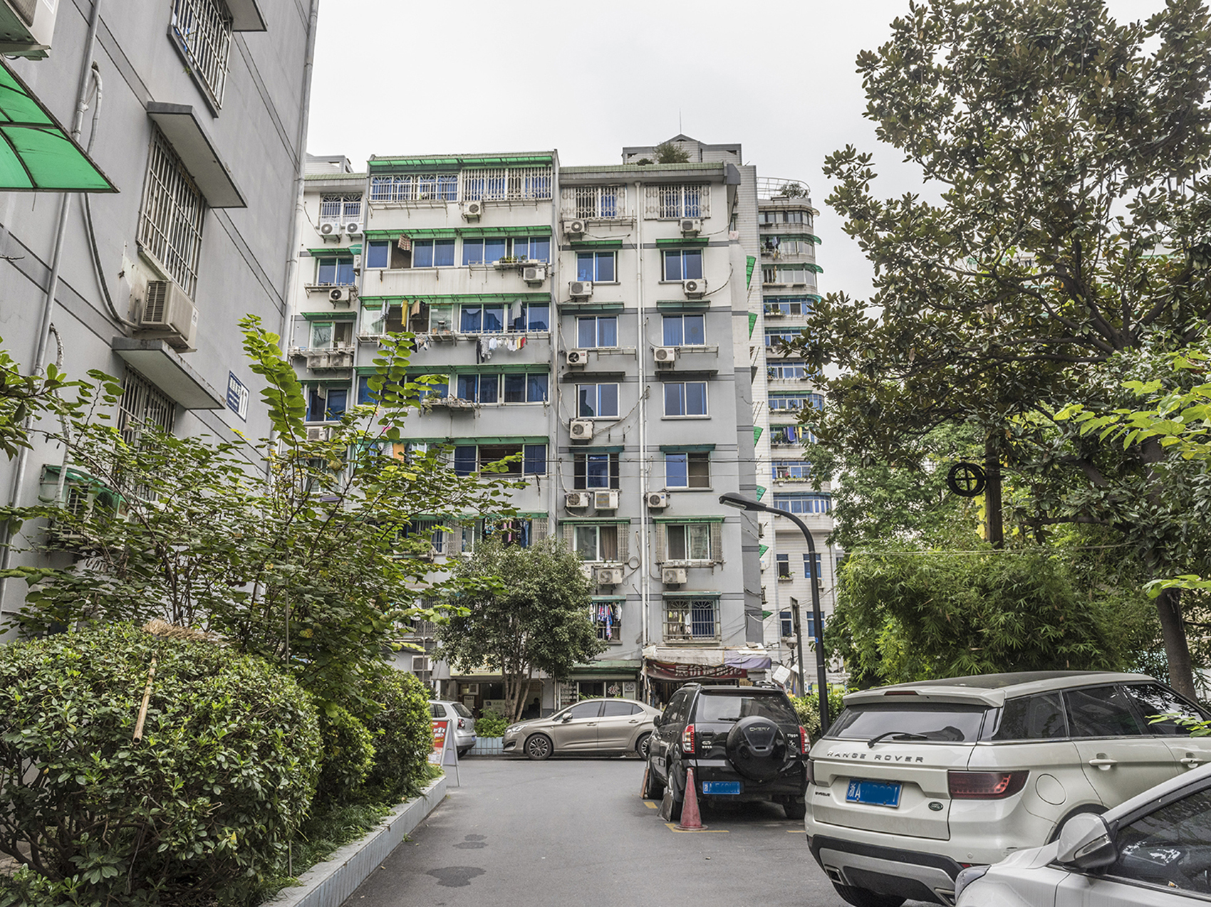 Jianguo Nanlu compound photo 5