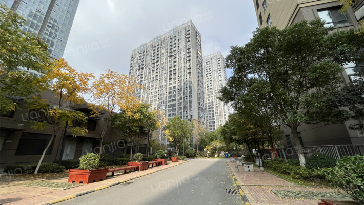 太平洋森活广场外景图