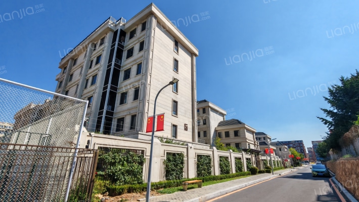 旭辉家墅外景图