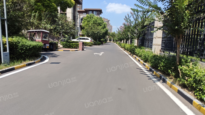 万象一期水岸香缇外景图