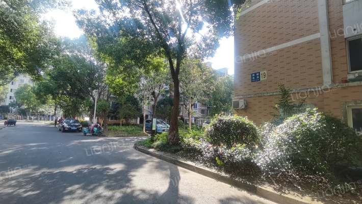 南新花苑外景图