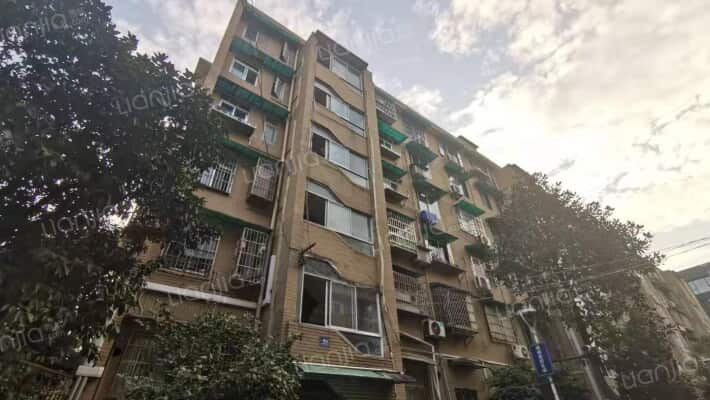 庆春东路32号外景图