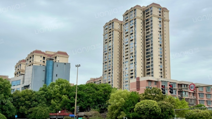 金色阳光名邸外景图