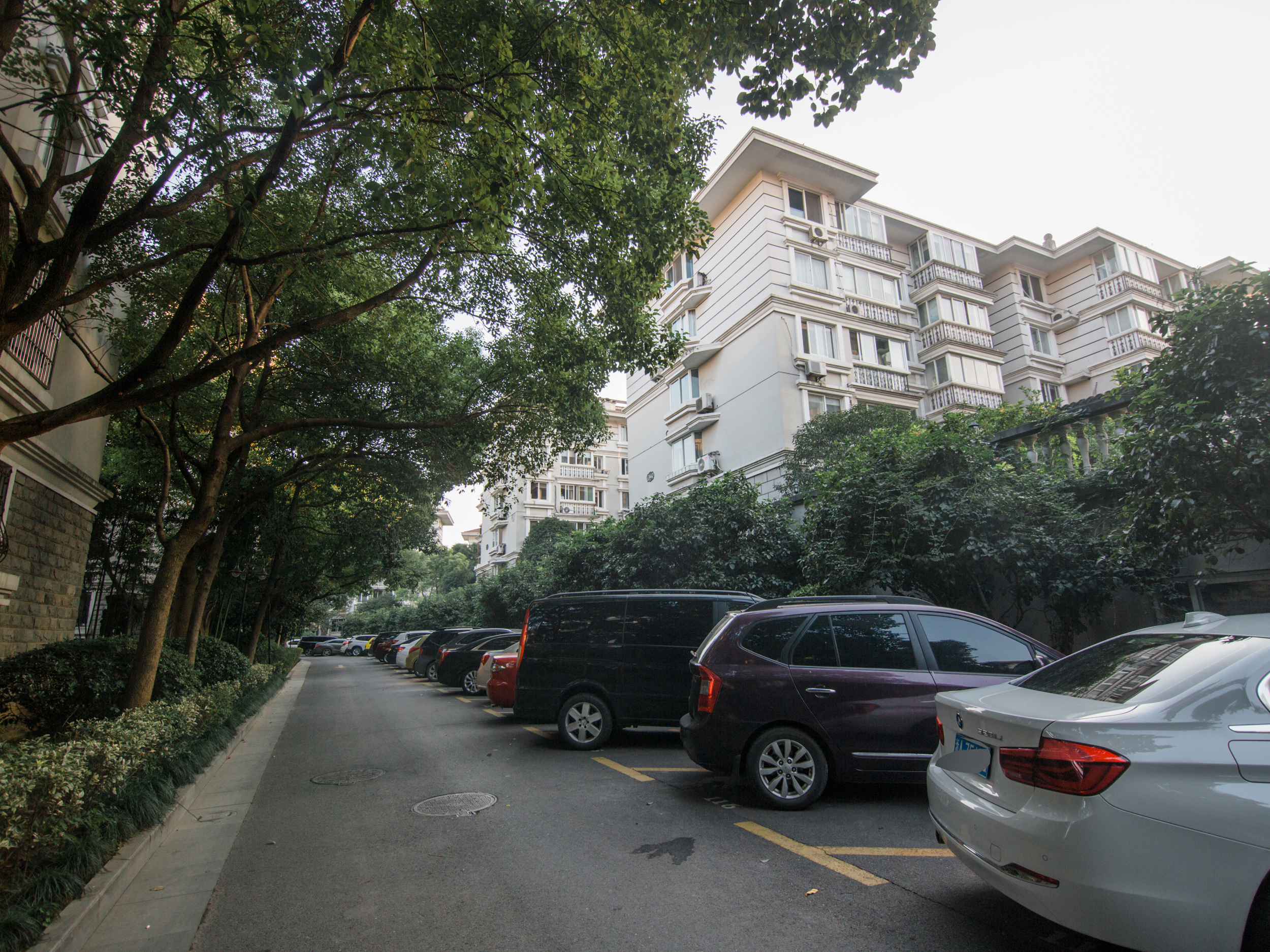 Yijing Yuan compound photo 11