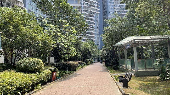 名流人和天地四期外景图