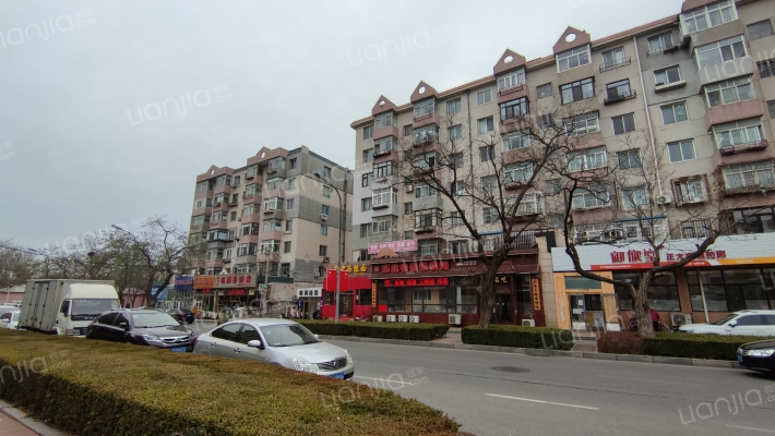 斯大林路外景图