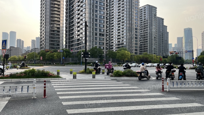 澄之华庭南区外景图