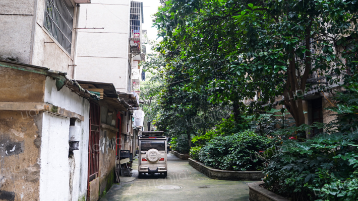 电位器厂小区外景图