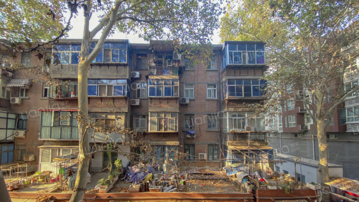 南阳路203号院外景图