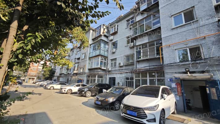 石油公司宿舍外景图