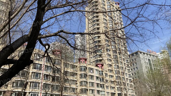 府苑名都外景图