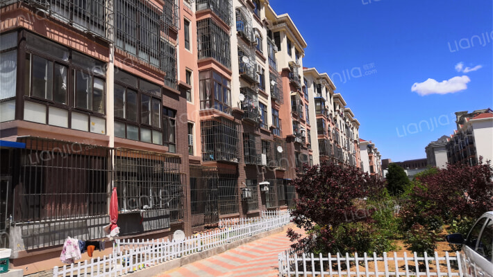 锦绣满堂外景图