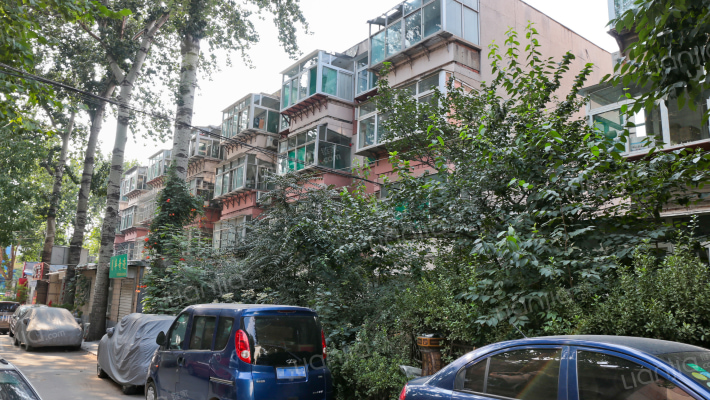 英雄山路50号外景图